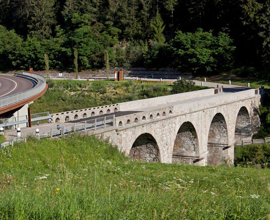 PONTE STORICO DI RASUN