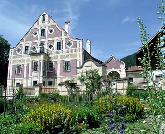 Il MUSEO PROVINCIALE di usi e costumi a Brunico: