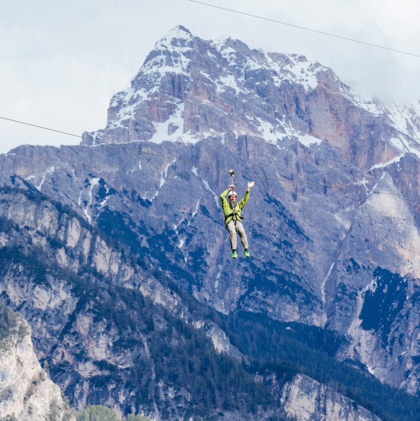 Rasen & Umgebung: Spielplatz, Park & Kinderwelt Olang | Adler